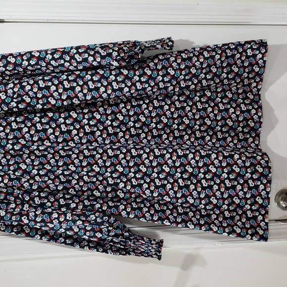 Boden Black Long Sleeve Dress Size 14R Smocked Neck and Sleeve Pockets Floral - Picture 4 of 15